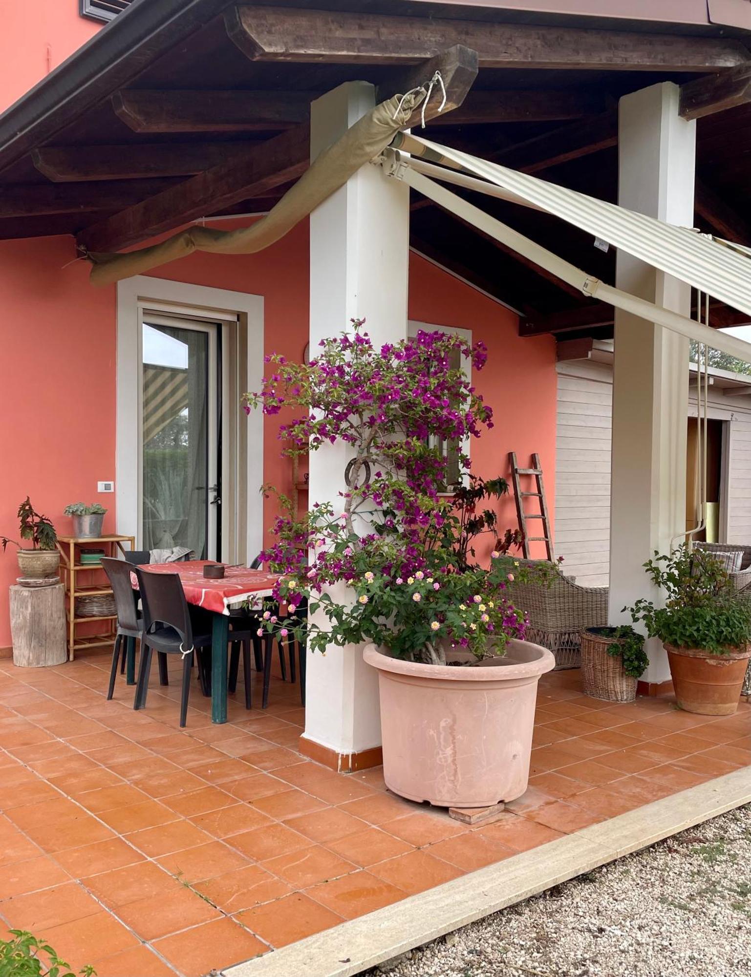 La Beata Giovanna Mesagne Exterior foto